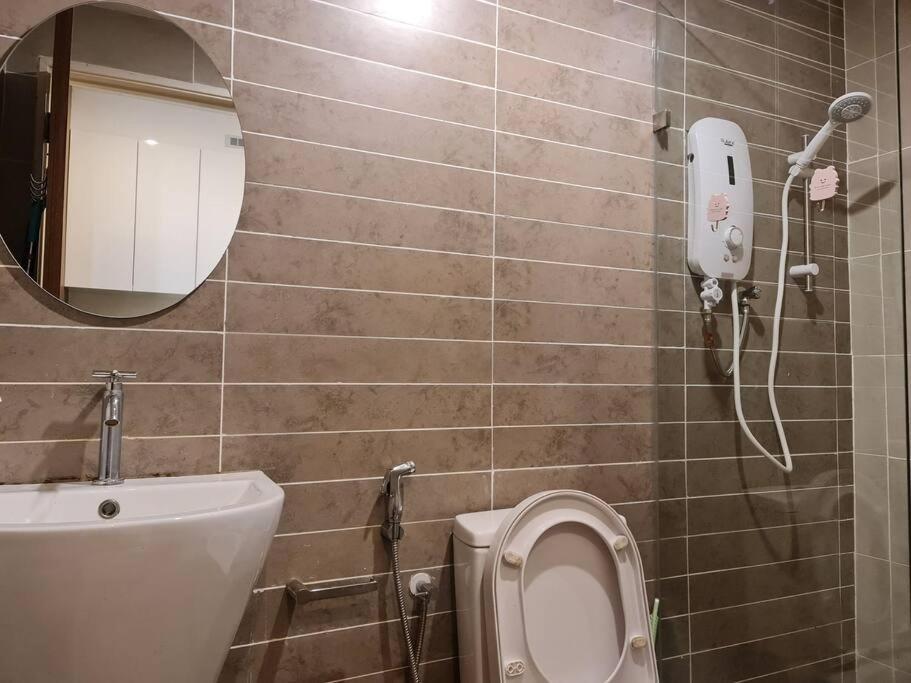 Lovely Kozi Square 4 Paxs Comfort 3b Apartment *